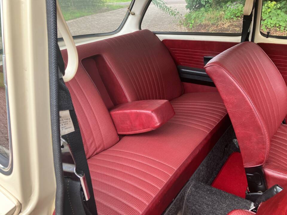 Image 6/34 of Volkswagen 1600 (1972)