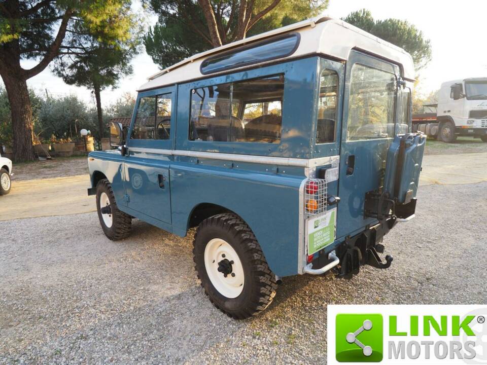 Image 7/10 of Land Rover Defender 110 (1983)