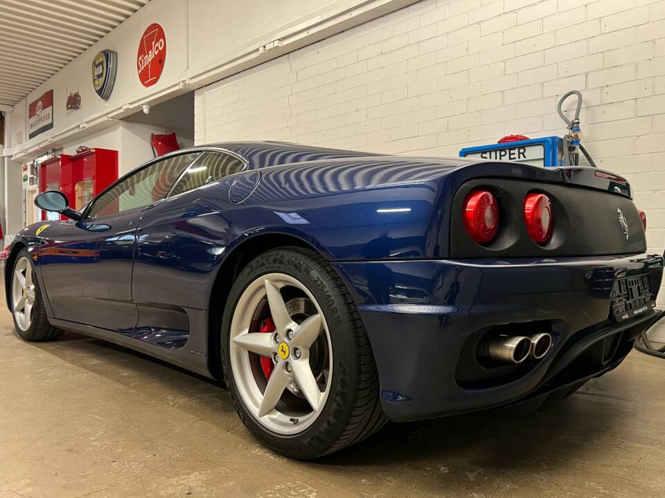 Image 13/16 of Ferrari 360 Modena (2003)