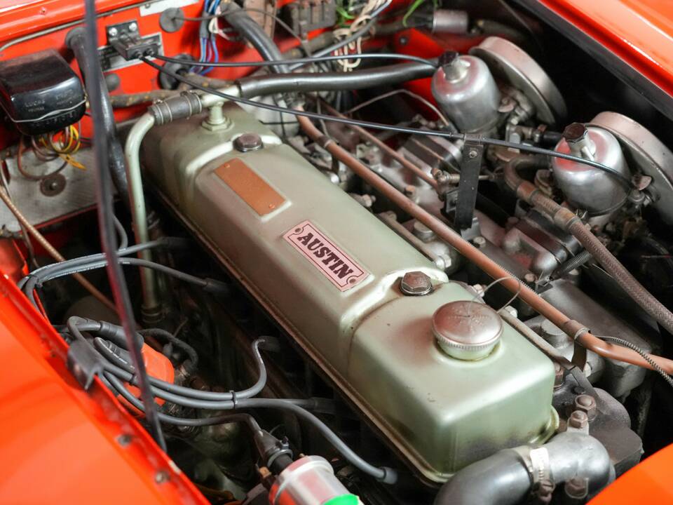 Image 44/50 of Austin-Healey 3000 Mk II (BJ7) (1964)