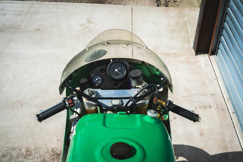 Image 15/50 of Honda VFR 750R RC 30 (1992)
