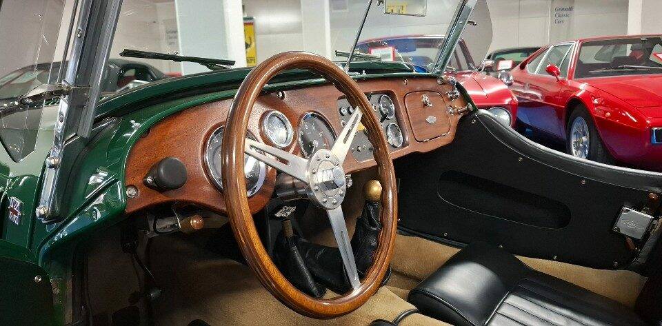 Bild 43/50 von Morgan 4&#x2F;4 Series V (1964)