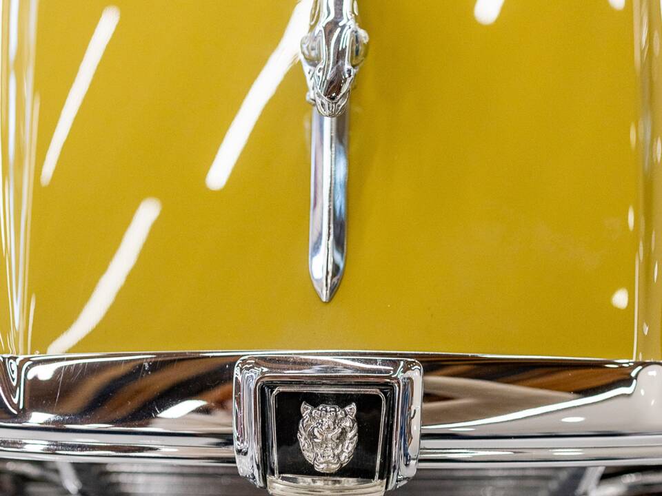 Image 22/50 de Jaguar XJ 6 C 4.2 (1975)