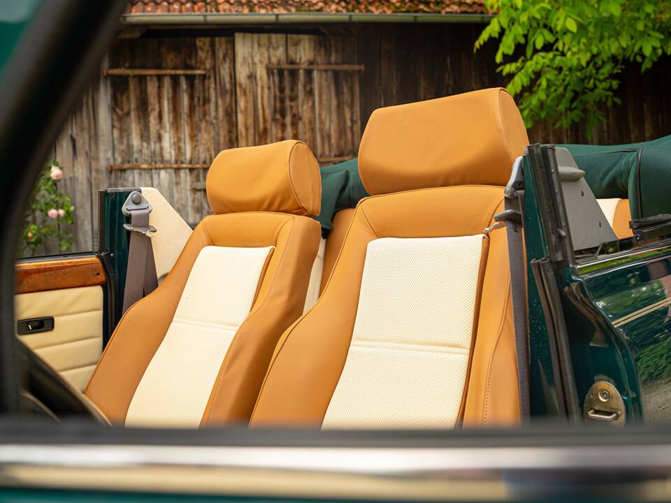 Image 44/85 of Rover Mini Cabriolet (1996)