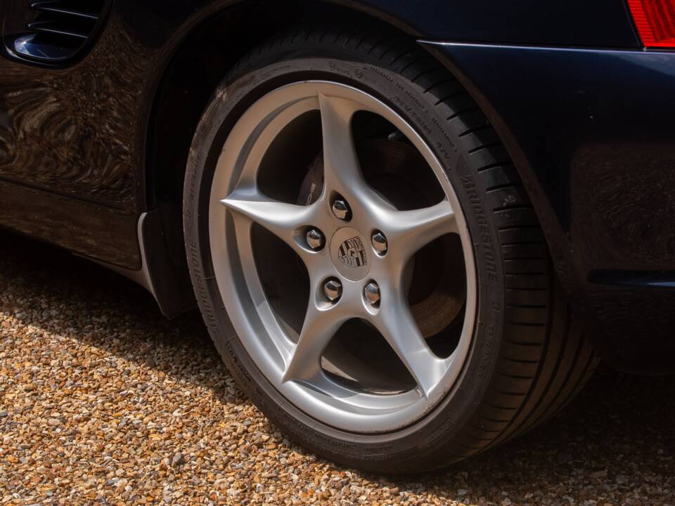Immagine 45/50 di Porsche Boxster (2004)