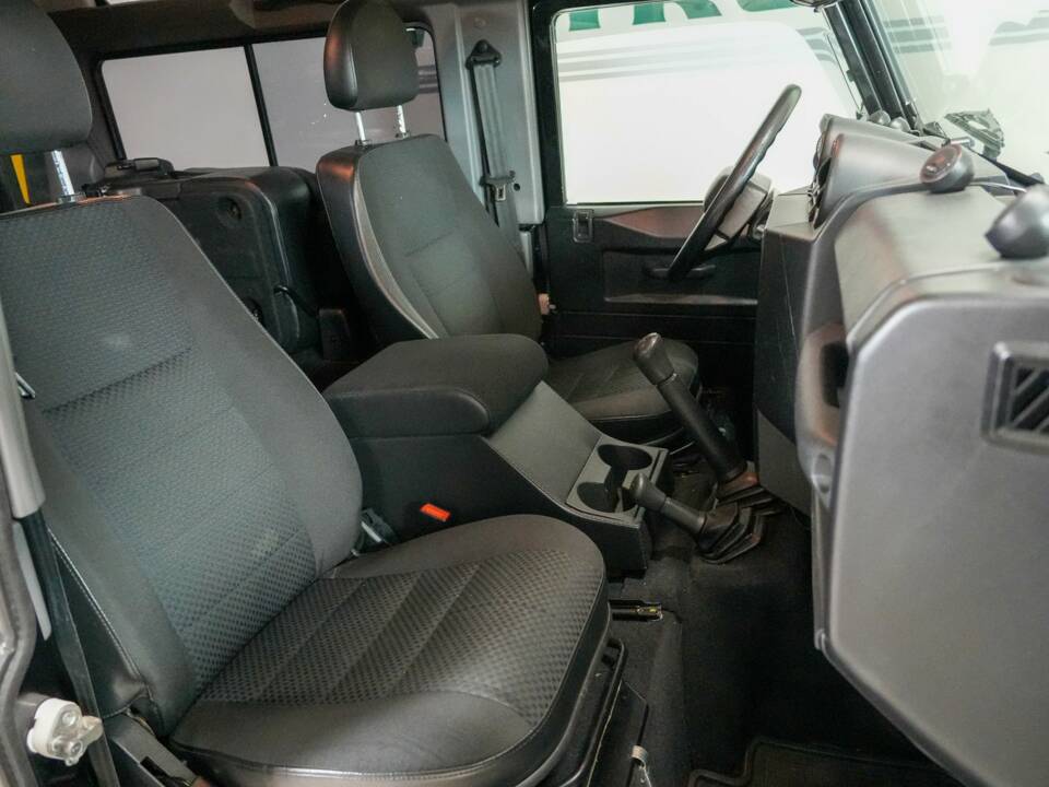 Imagen 24/34 de Land Rover Defender 90 (2012)