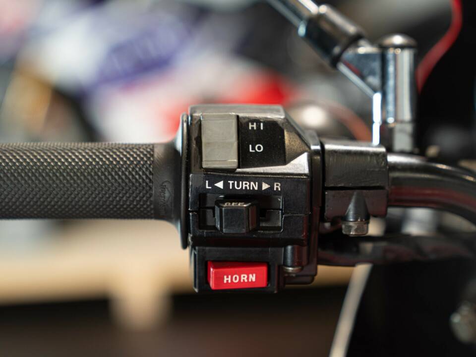 Afbeelding 22/47 van Yamaha DUMMY (1985)