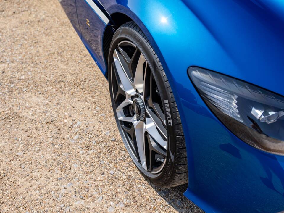 Bild 23/50 von Aston Martin DBS GT Zagato (2020)