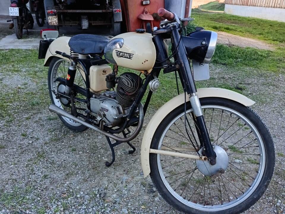 Imagen 6/6 de Laverda 75 Sport (1953)