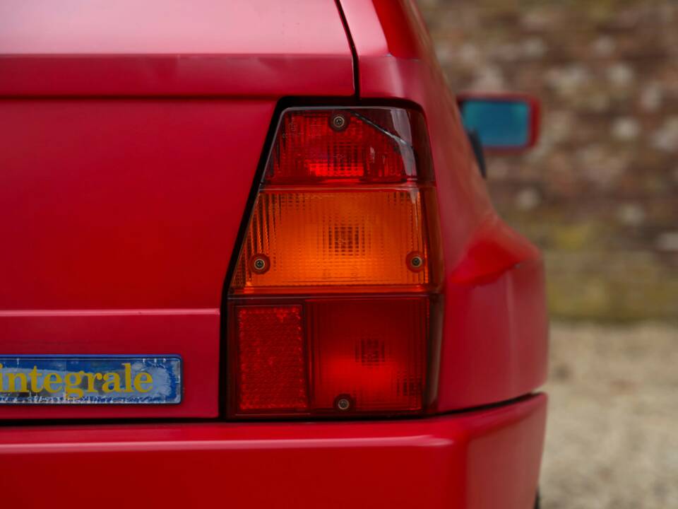 Bild 48/50 von Lancia Delta HF Integrale Evoluzione II (1994)