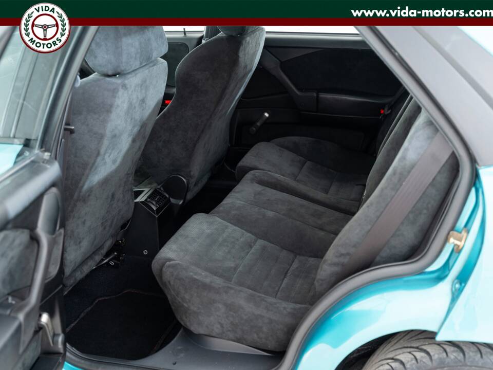 Image 10/14 of Lancia Delta HPE 1.6 16v (1995)
