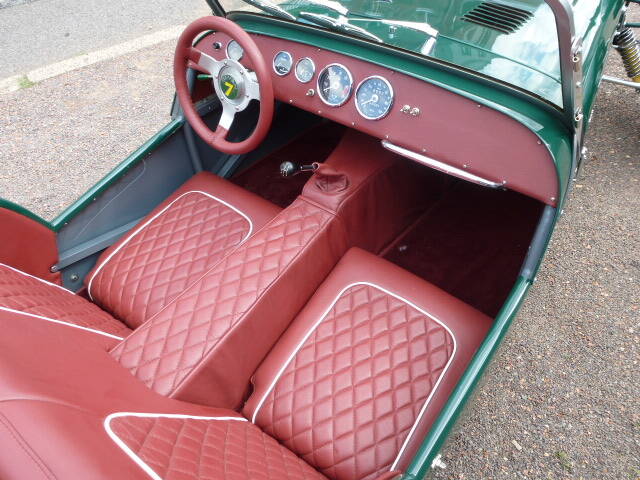 Image 6/13 of Lotus Super (1961)