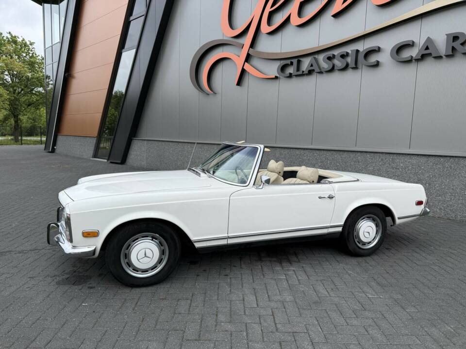 Image 2/50 of Mercedes-Benz 280 SL (1969)