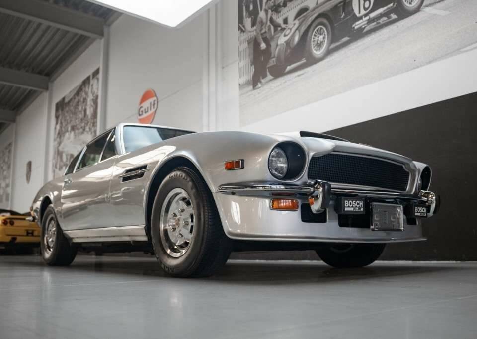 Bild 23/50 von Aston Martin V8 (1978)