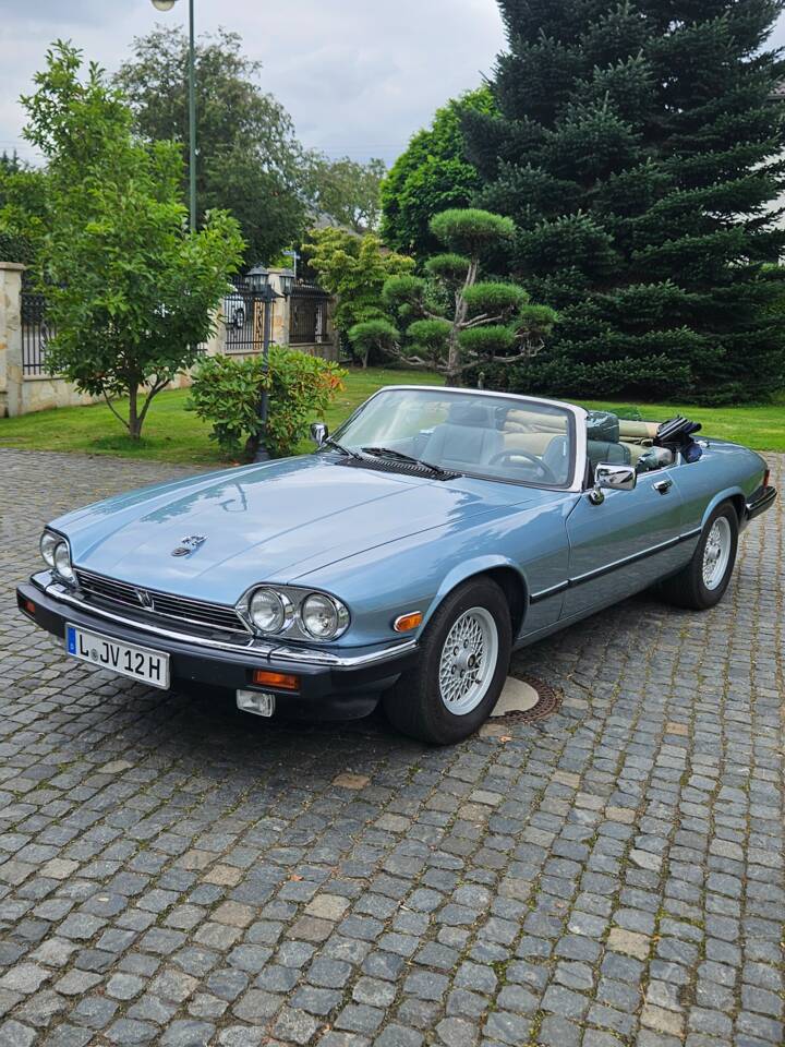Image 1/13 de Jaguar XJS 5.3 V12 (1990)