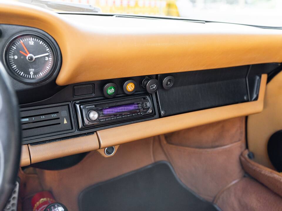 Bild 42/52 von Porsche 911 2.7 (1976)