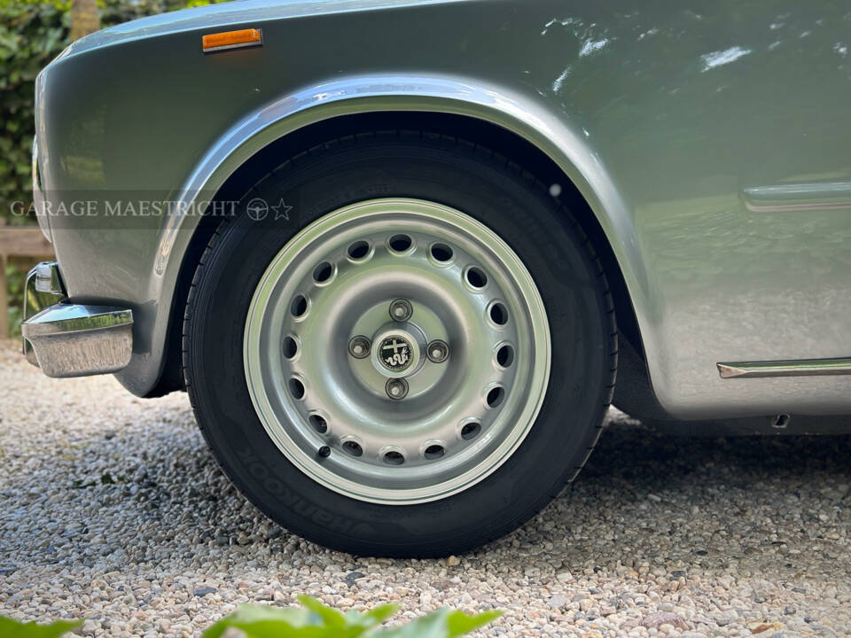 Bild 32/97 von Alfa Romeo Giulia Super 1.3 (1973)