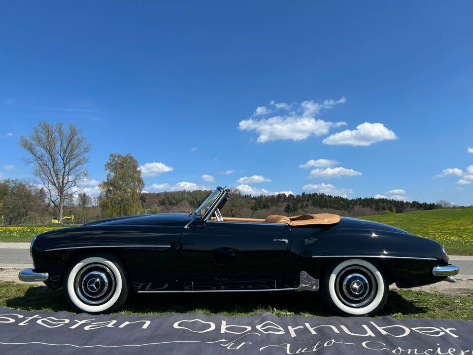 Image 8/53 of Mercedes-Benz 190 SL (1956)