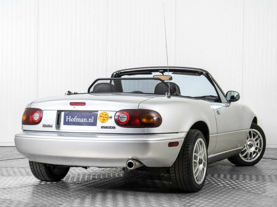 Image 41/50 of Mazda MX-5 1.6 (1990)