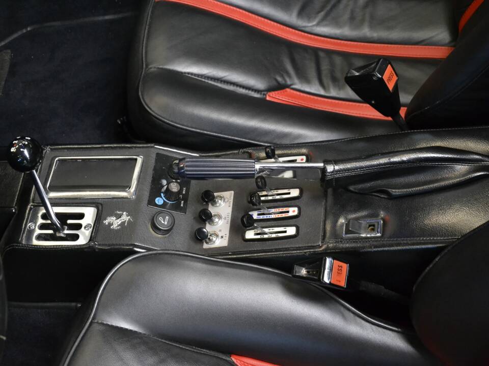 Image 26/48 of Ferrari 308 GTS (1980)