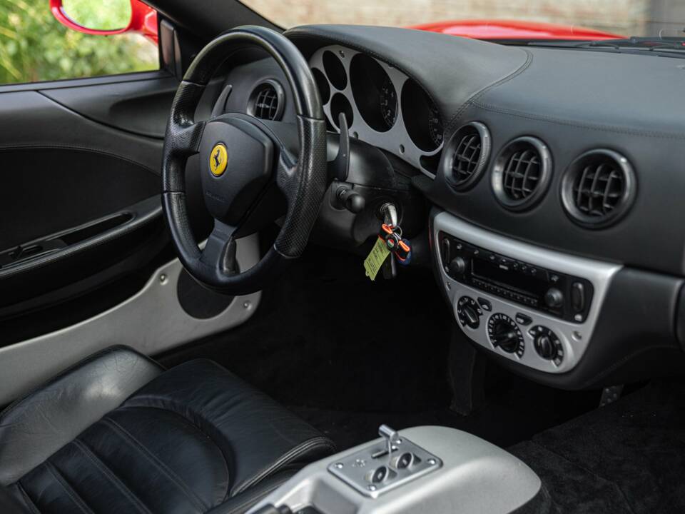 Bild 22/50 von Ferrari F 360 Modena (1999)
