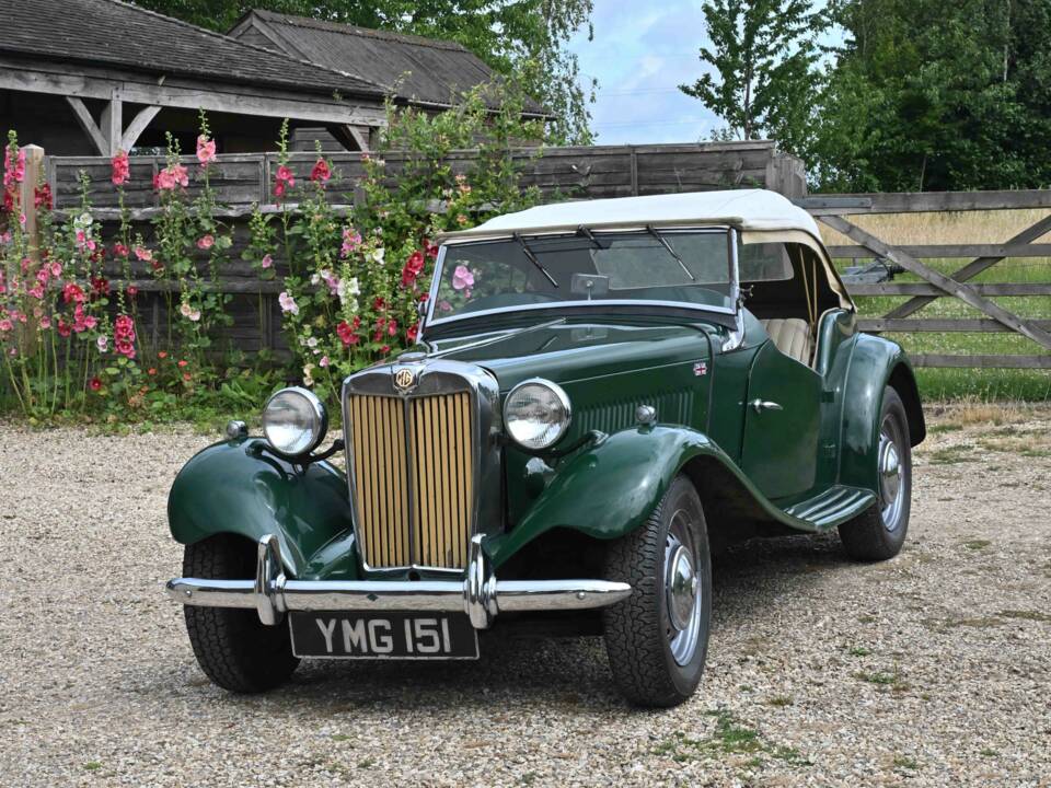 Image 13/50 of MG TD (1953)