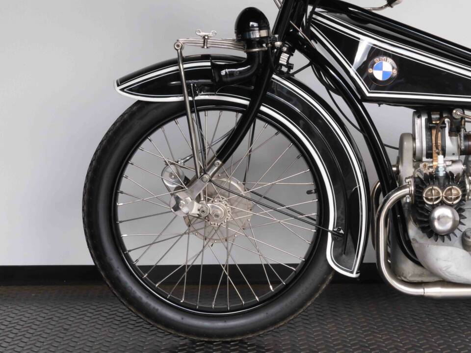 Image 54/98 of BMW R 32 (1925)