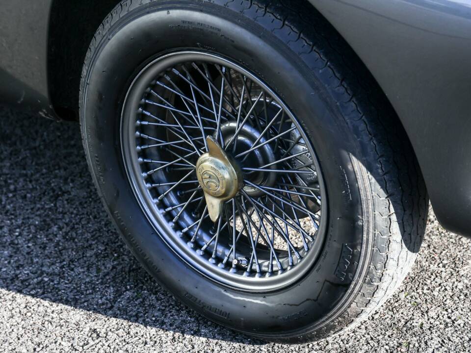 Image 3/29 of AC Ace Bristol (1957)