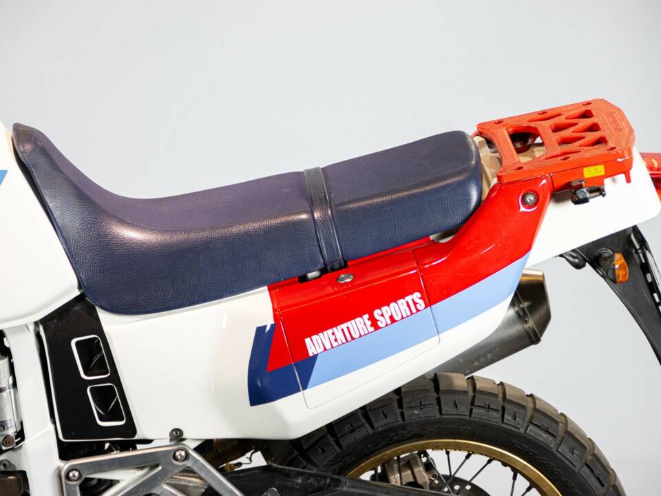 Bild 19/50 von Honda XRV 750 Africa Twin (1990)