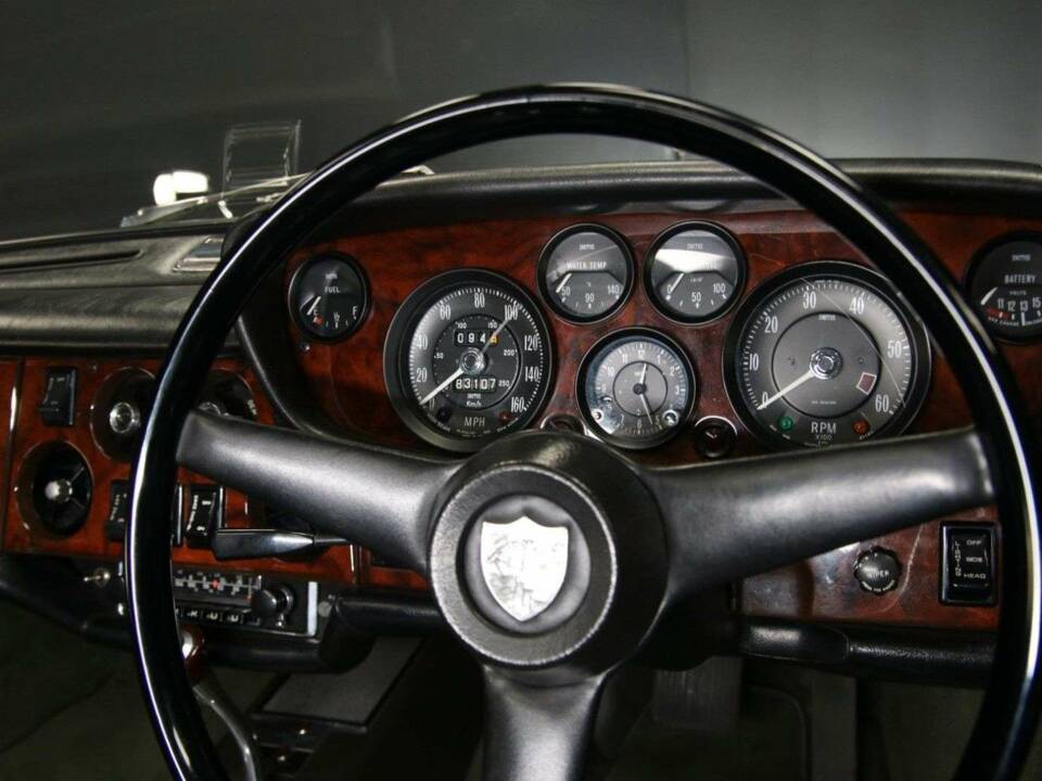 Image 25/50 de Bristol 411 Mk. I (1970)