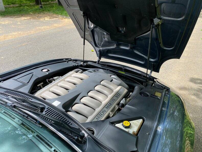Bild 22/50 von Aston Martin DB 7 Vantage Volante (2002)