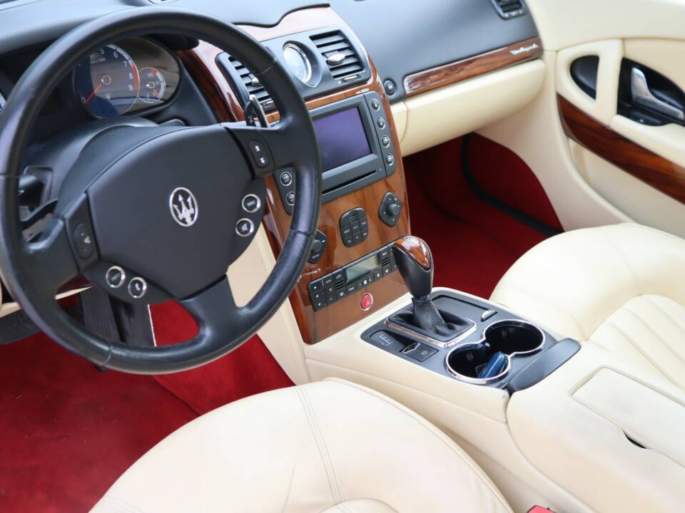 Image 37/50 of Maserati Quattroporte 4.2 (2007)