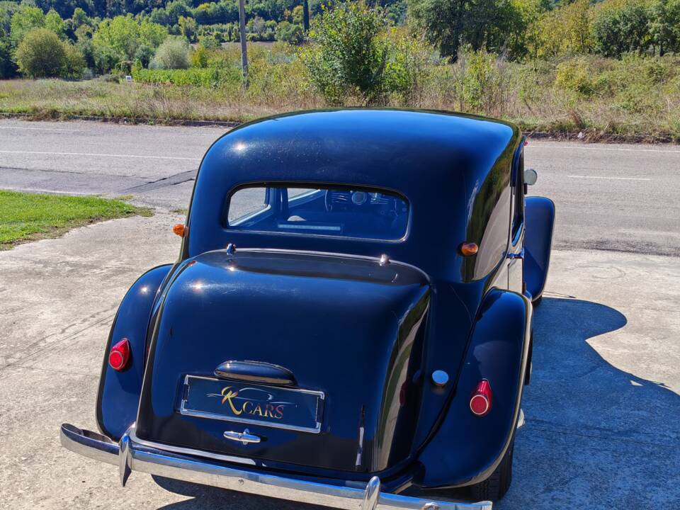 Image 8/47 of Citroën Traction Avant 11 B (1955)