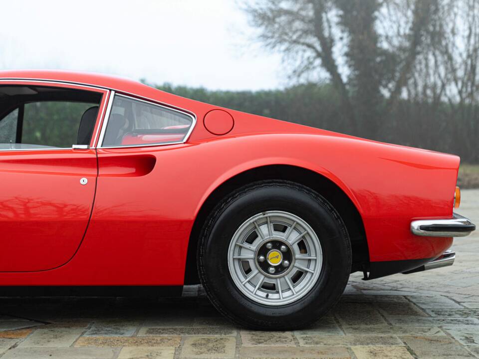 Bild 26/50 von Ferrari Dino 246 GT (1971)