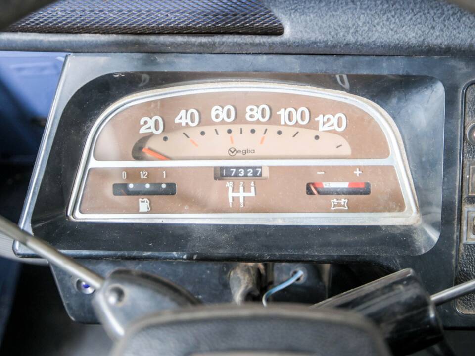 Image 19/50 of Citroën 2 CV 6 (1985)