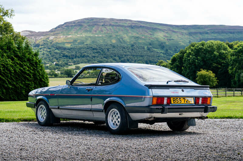Bild 4/48 von Ford Capri 2,8i (1983)