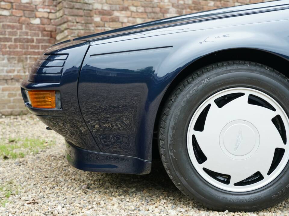 Bild 41/50 von Aston Martin V8 Zagato Vantage Volante (1990)