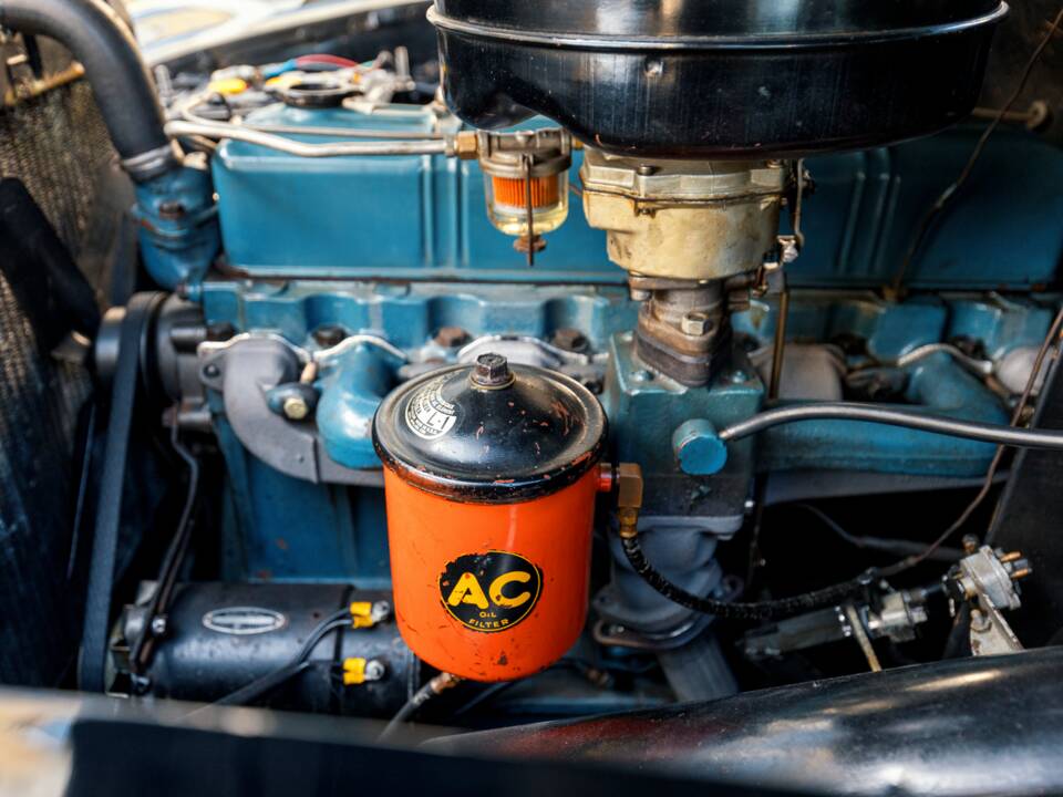 Bild 19/35 von Chevrolet Deluxe Styleline (1951)