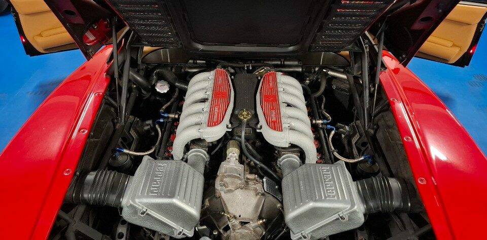 Immagine 5/50 di Ferrari 512 TR (1992)