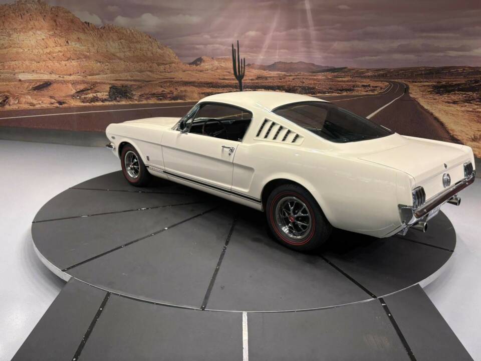 Bild 12/50 von Ford Mustang GT (1966)