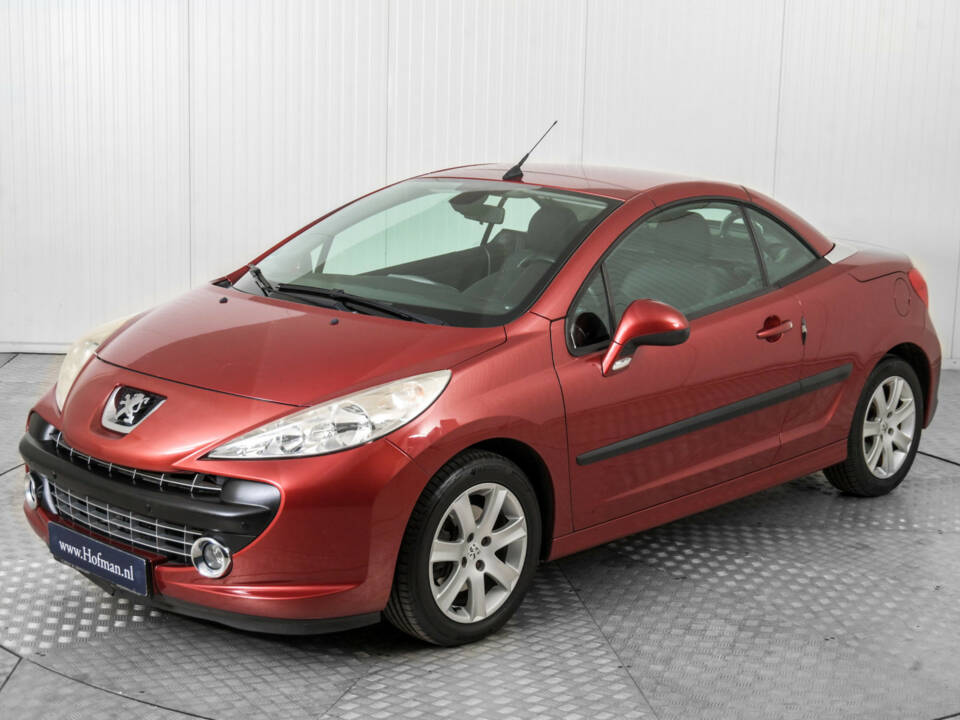 Imagen 49/50 de Peugeot 207 CC 1.6 VTi (2008)