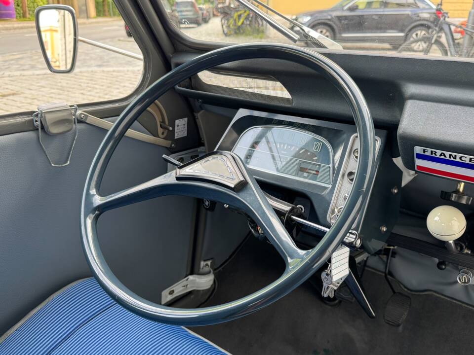Bild 14/30 von Citroën AK 400 (1973)