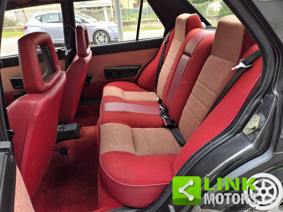 Afbeelding 6/10 van Alfa Romeo Giulietta 1.6 (1986)
