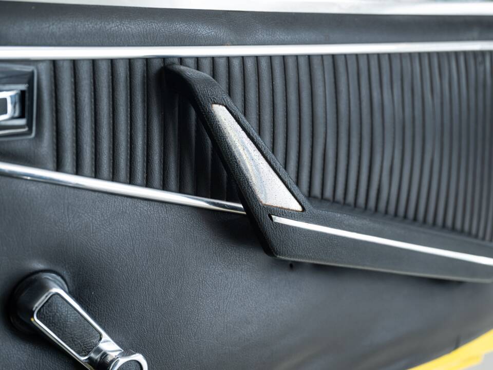 Image 7/40 of Alfa Romeo Junior Zagato GT 1600 (1973)