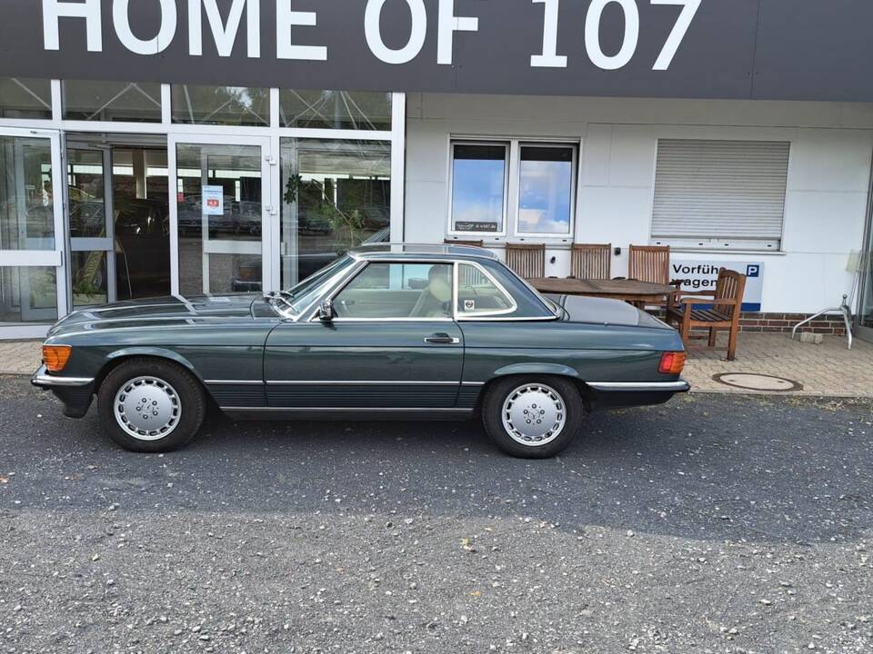 Image 2/14 of Mercedes-Benz 560 SL (1988)
