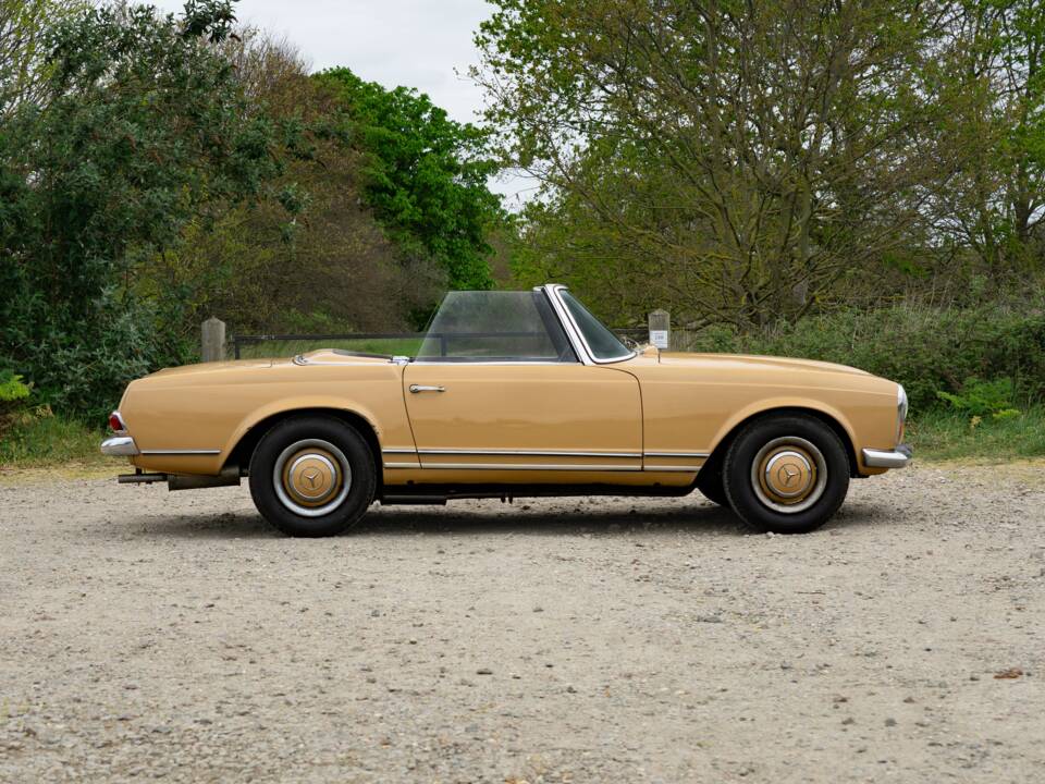 Bild 10/31 von Mercedes-Benz 230 SL (1966)