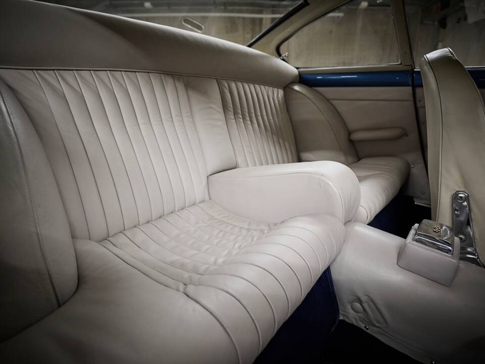 Imagen 70/100 de Ferrari 250 GT 2+2 (1963)