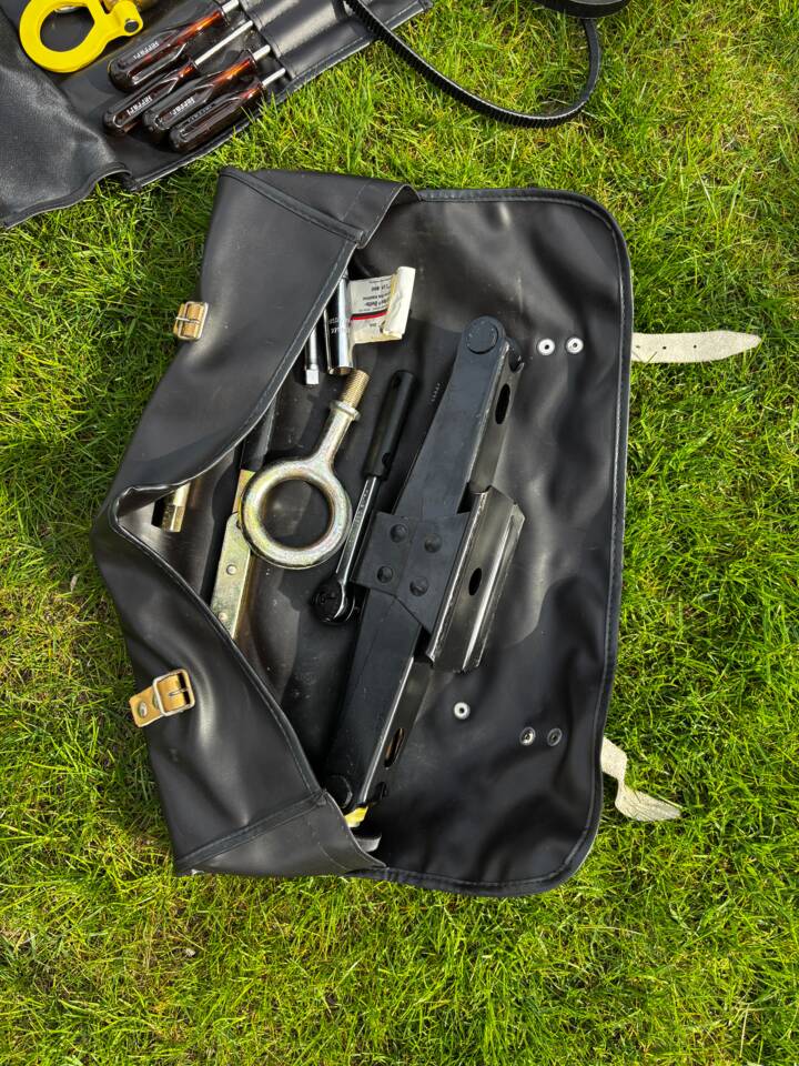 Image 43/59 of Ferrari Testarossa (1990)