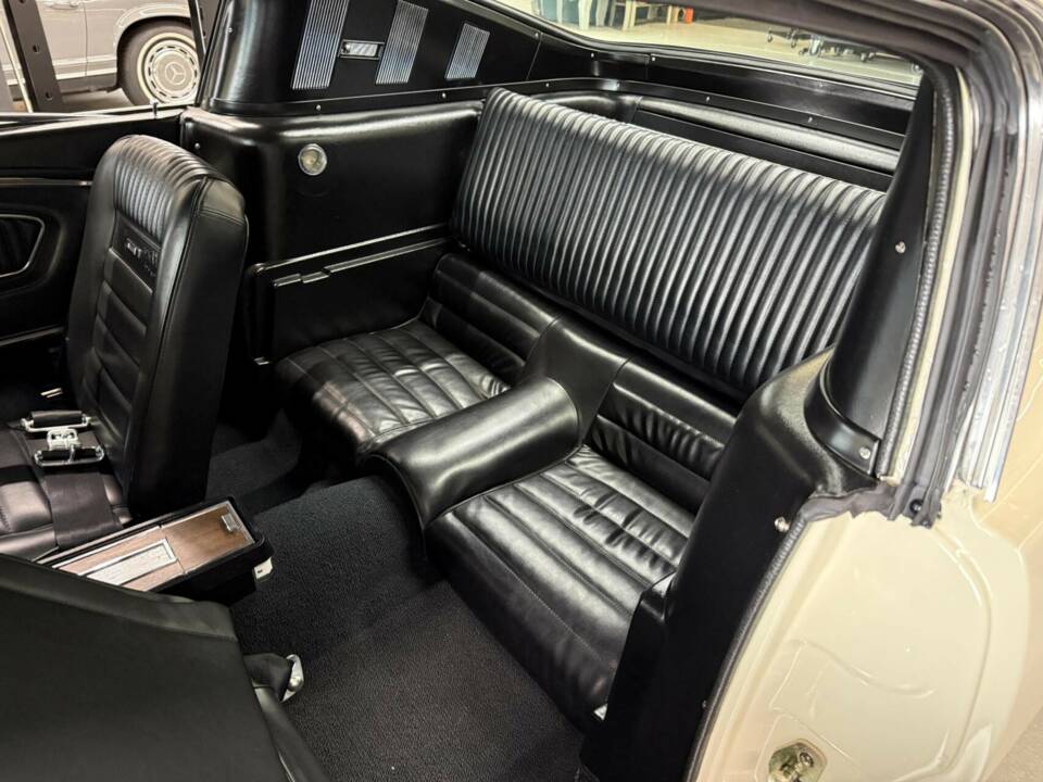 Bild 32/50 von Ford Mustang GT (1966)