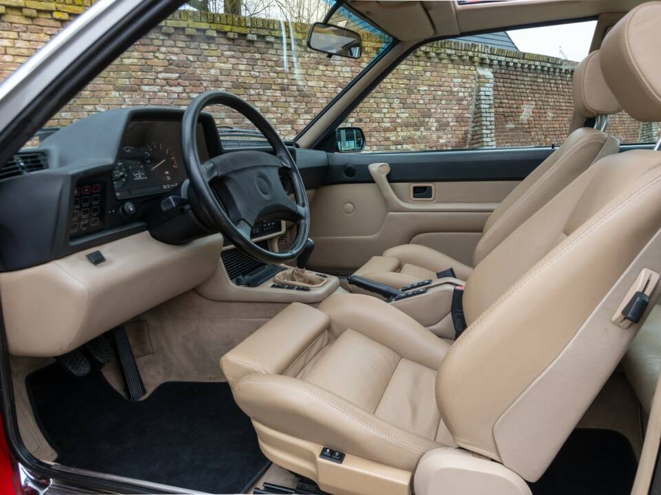 Bild 36/50 von BMW M6 (1988)